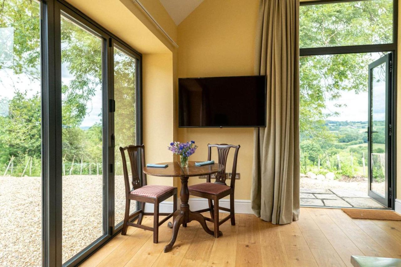 Meadow Barn Villa Axminster Bagian luar foto